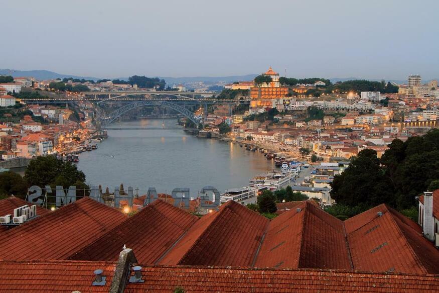 Historical Porto/Gaia Apartment Экстерьер фото